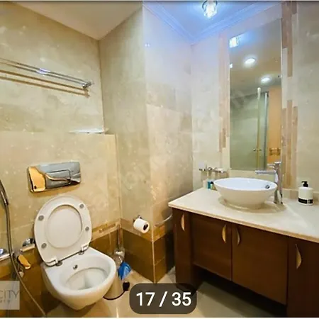 公寓式酒店 Gold Main Building 3 Bedroom 阿拉尼亚