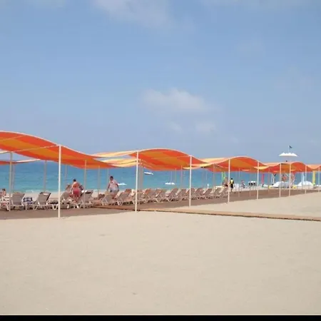 公寓式酒店 Gold Main Building 3 Bedroom