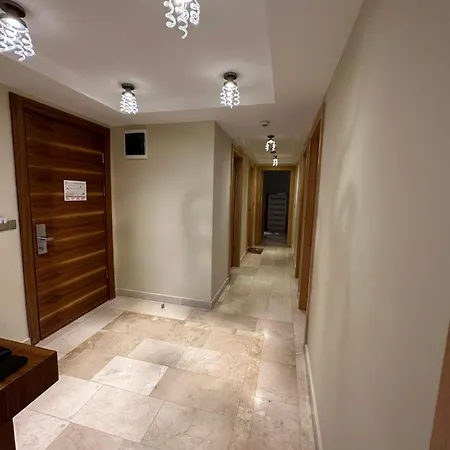 Gold Main Building 3 Bedroom شقة فندقية