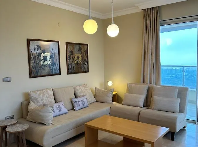 Gold Main Building 3 Bedroom Lejlighedshotel Alanya